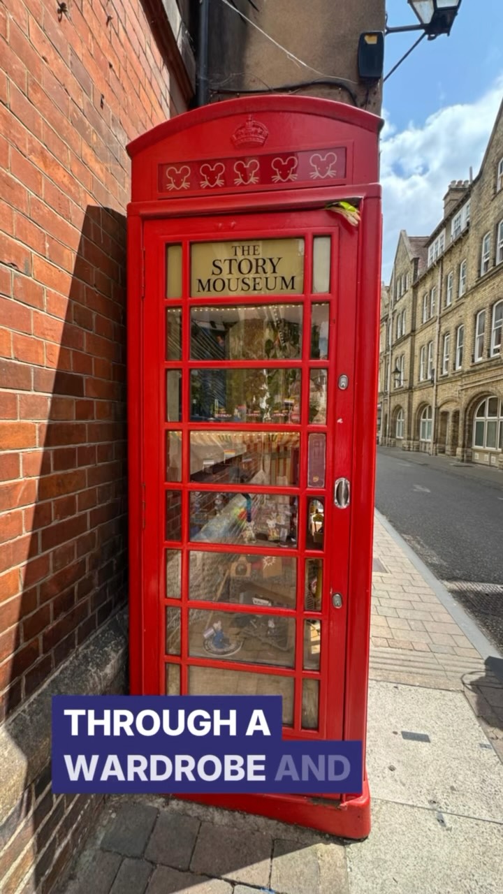 A red phone box entrance to The Story Museum in Oxford